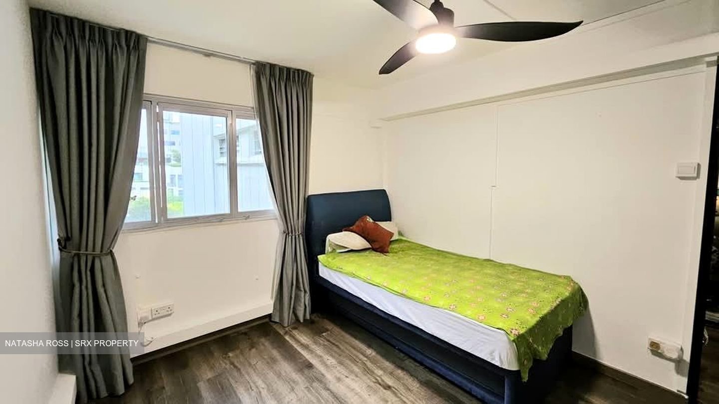 Blk 12 Holland Vista (Queenstown), HDB 3 Rooms #571734181